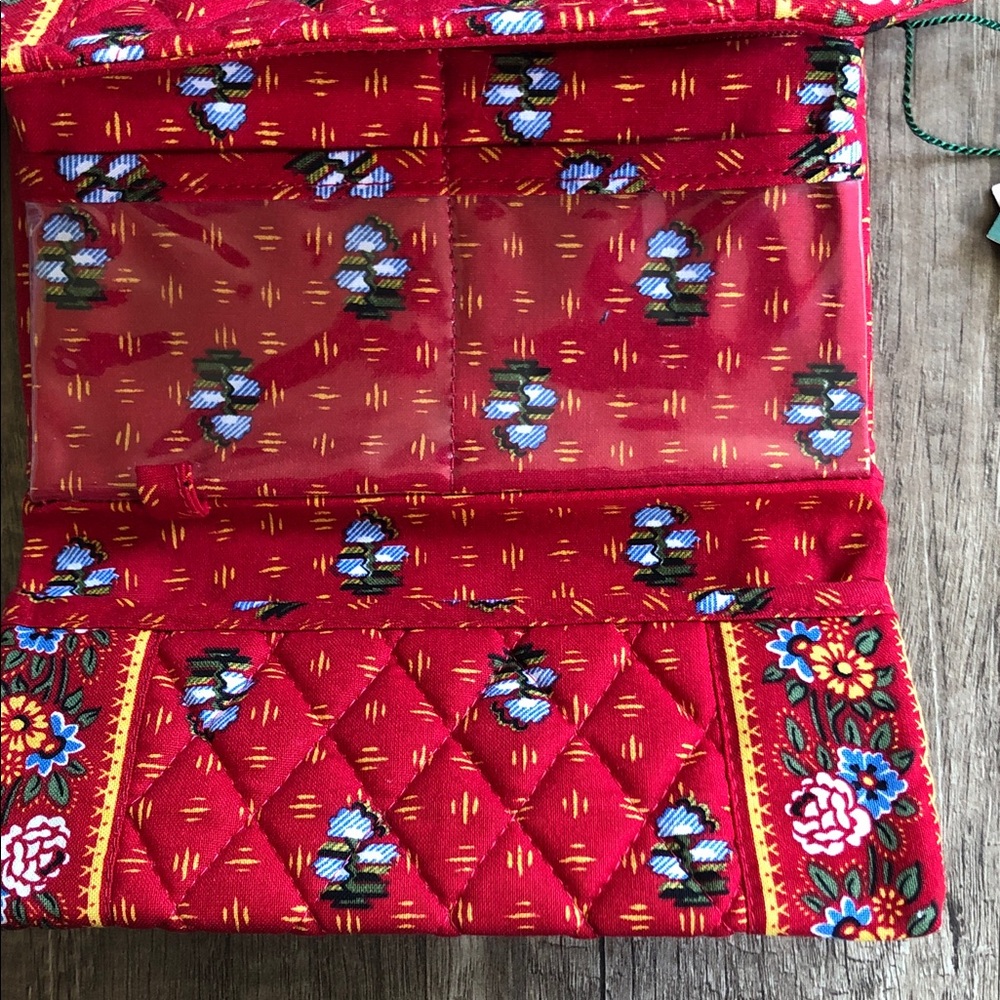 Vera Bradley Provincial Red Tri-Fold Quilted Floral Wallet Purse NEW - Picture 5 of 7